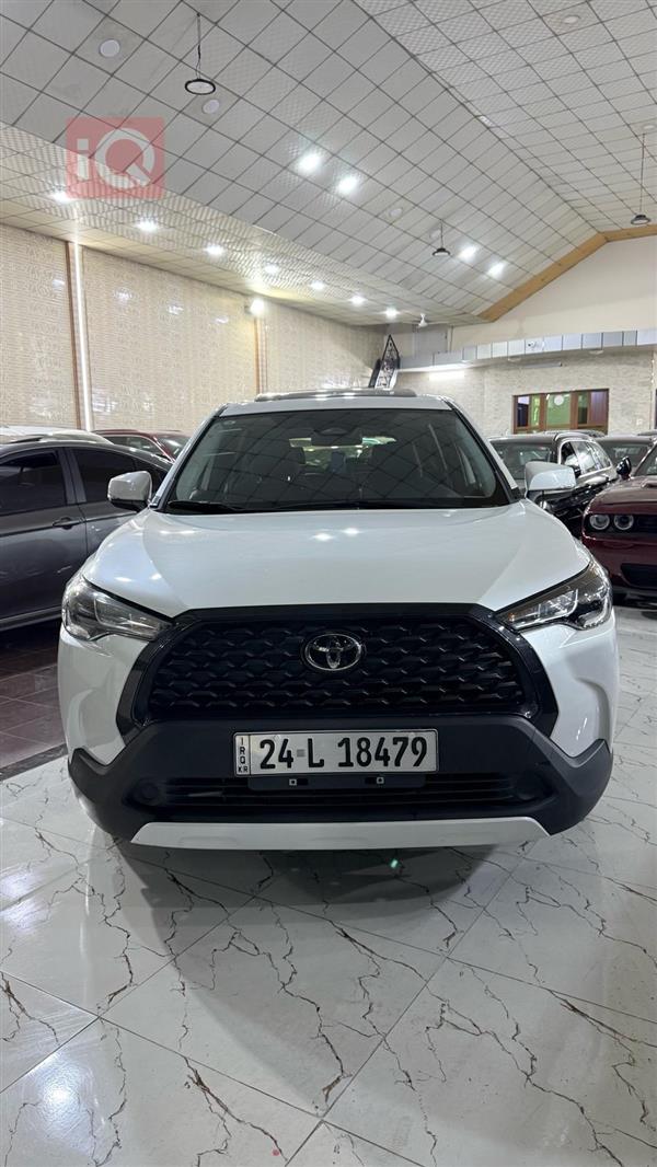 تۆیۆتا کۆرۆلا کرۆس 2024  بۆ فرۆشتن لە عێراق - زاخۆ